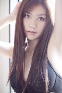 大塚莉奈