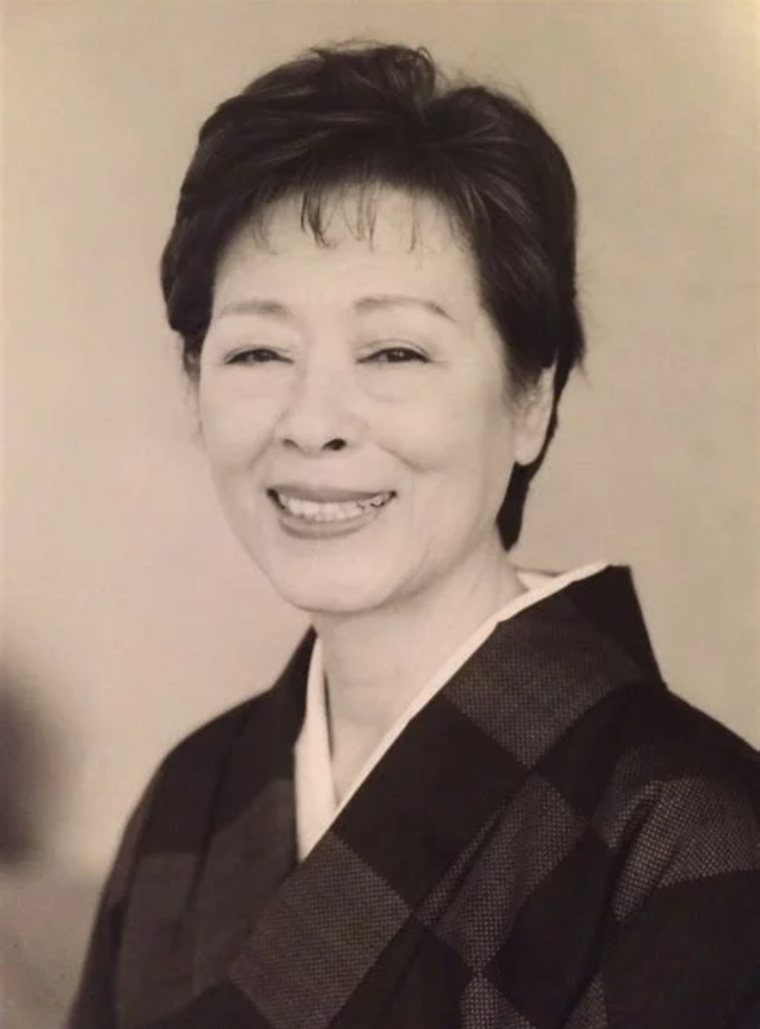 加藤治子