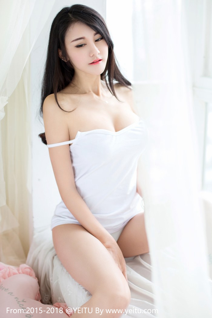 尤蜜荟模特樱小白baby低胸蕾丝内衣童颜巨乳诱惑