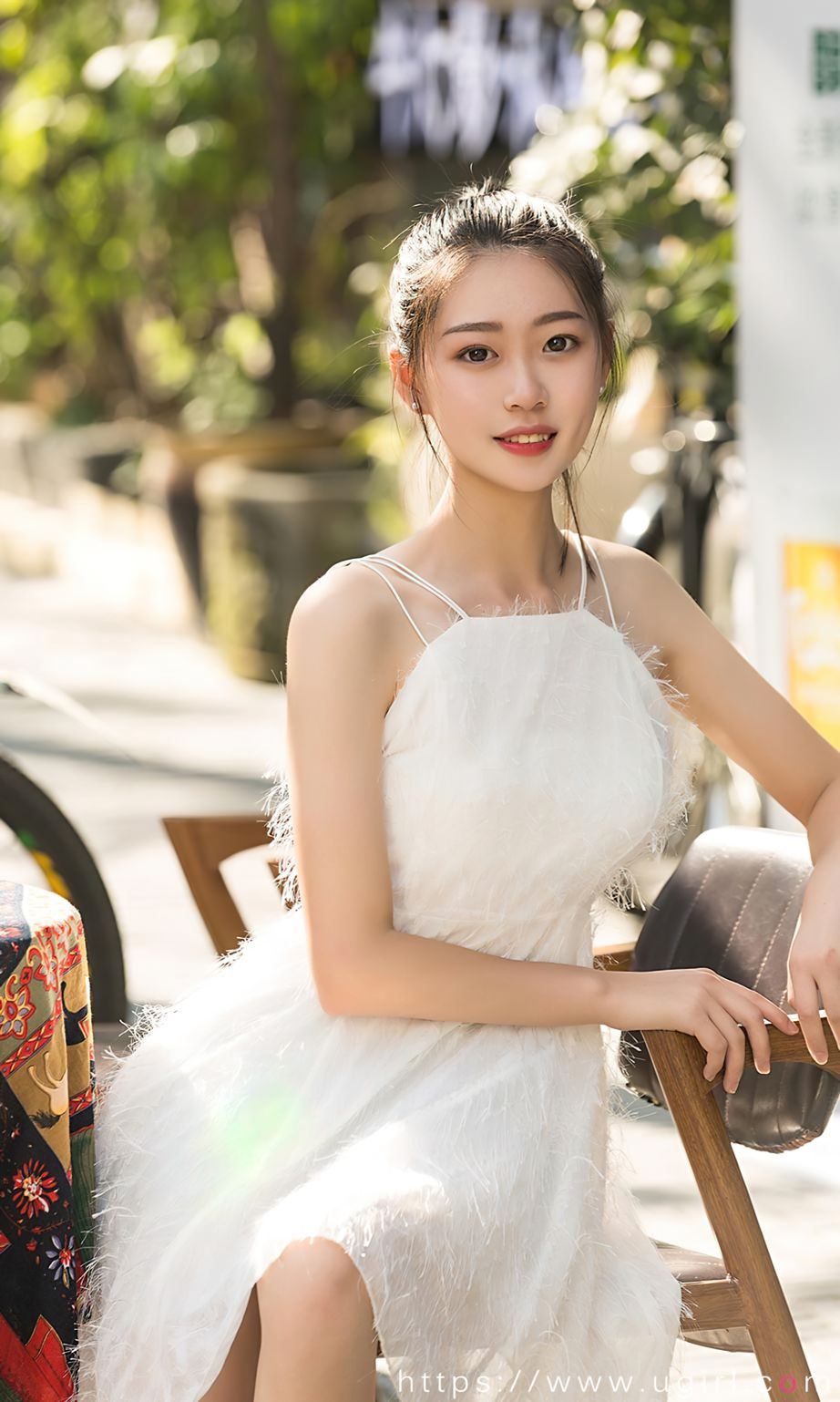 美女模特小雪儿多套服饰甜妹日志主题户外清纯写真