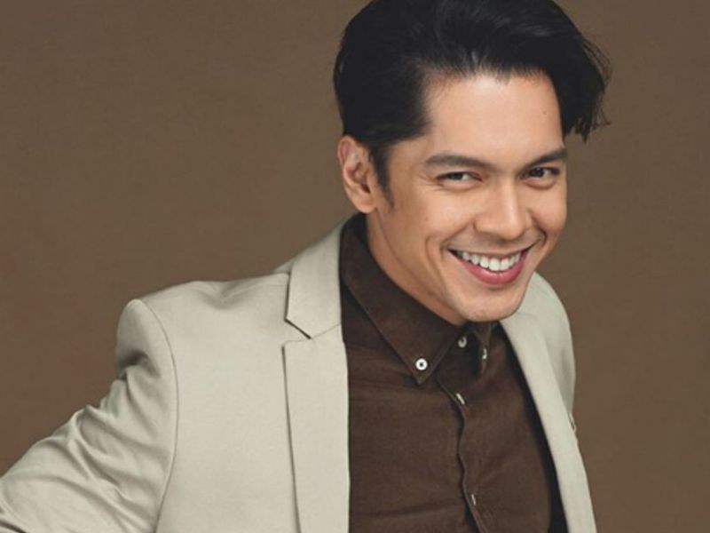 Carlo Aquino