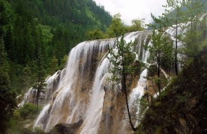 百丈崖峡谷漂流