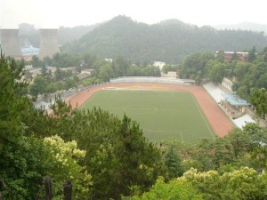 学校田径场全景