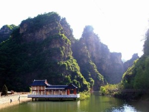 白蛇谷自然风景区